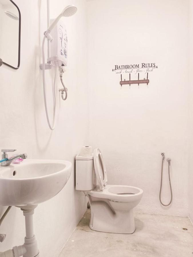 Хостел 246Housecafe Джорджтаун Экстерьер фото